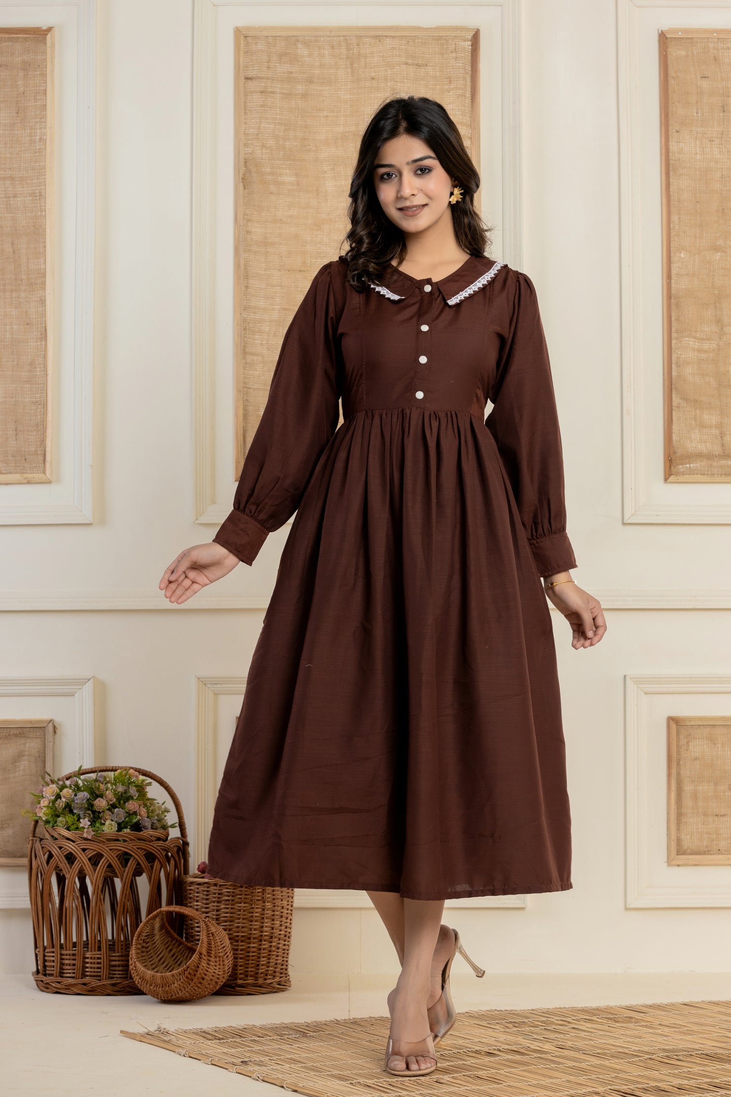 CLASSIC VINTAGE STYLE BROWN